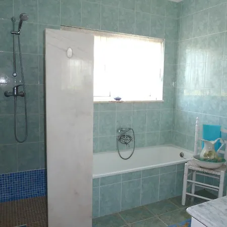 Highview Vila